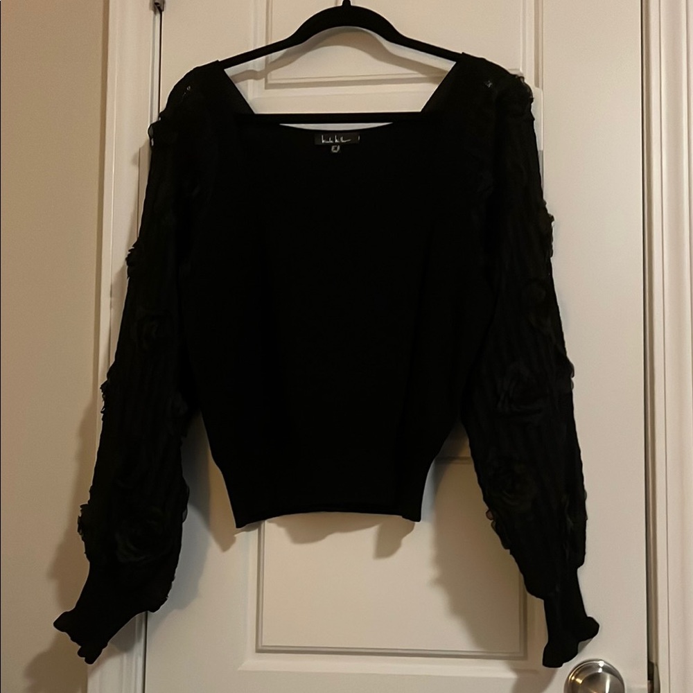 Lulu's Black Crew Neck Sweater with Puffy Sleeves